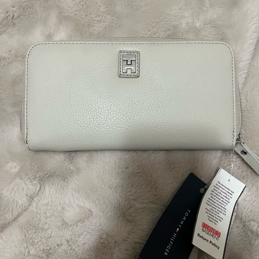 Tommy Hilfiger Woman’s Wallet